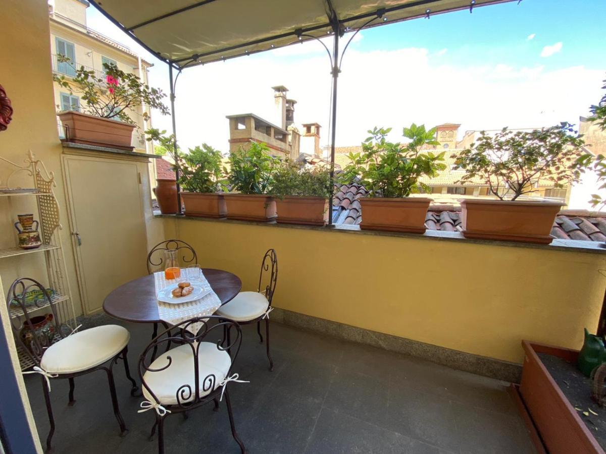 Julius Apartment