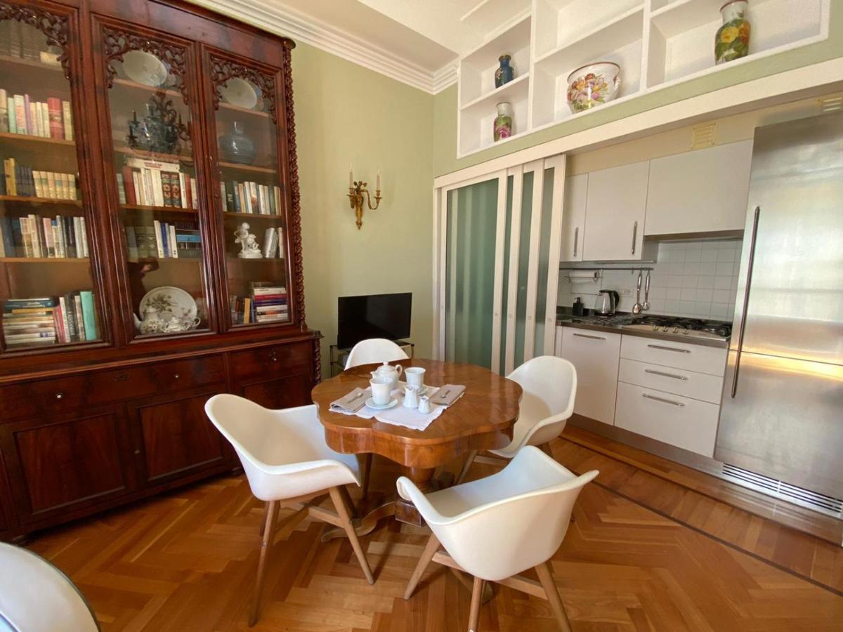 Julius Apartment *
